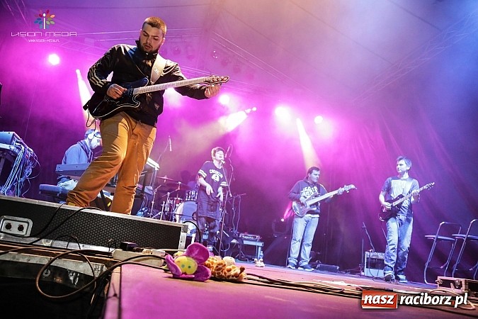 Zdjęcie w galerii na portalu naszraciborz.pl: Dawid Kwiatkowski z dużym poślizgiem na finał majówki w Nędzy  wiadomości z regionu