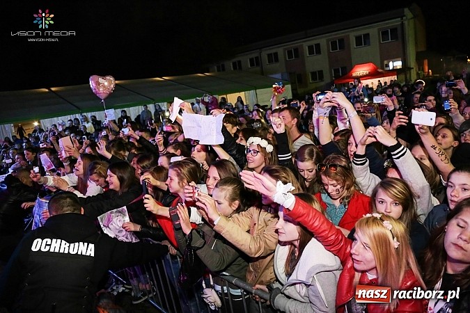 Zdjęcie w galerii na portalu naszraciborz.pl: Dawid Kwiatkowski z dużym poślizgiem na finał majówki w Nędzy  wiadomości z regionu