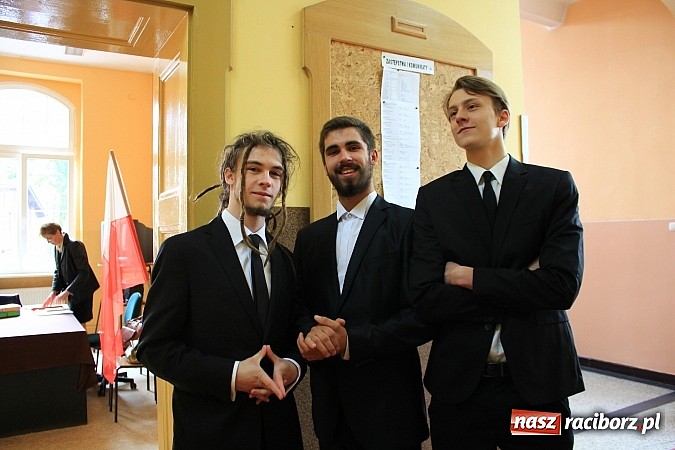 Zdjęcie w galerii na portalu naszraciborz.pl: Maturzyści z I LO najbardziej boją się Potopu wiadomości z regionu