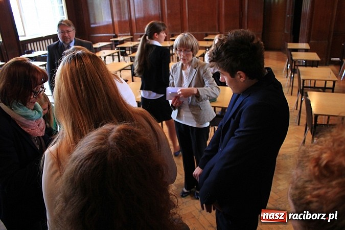 Zdjęcie w galerii na portalu naszraciborz.pl: Maturzyści z I LO najbardziej boją się Potopu wiadomości z regionu