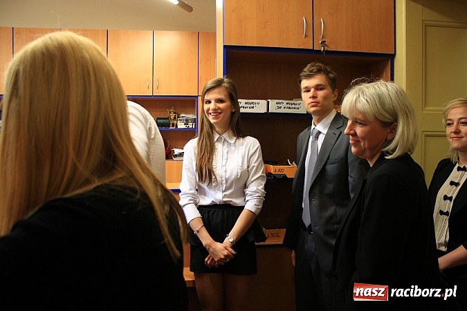 Zdjęcie w galerii na portalu naszraciborz.pl: Maturzyści z I LO najbardziej boją się Potopu wiadomości z regionu