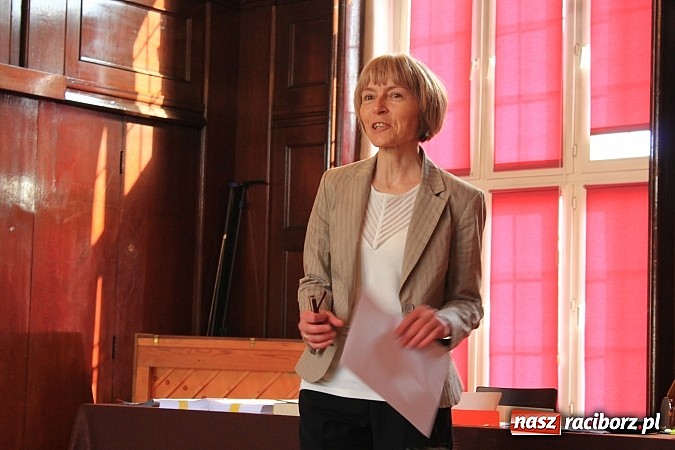 Zdjęcie w galerii na portalu naszraciborz.pl: Maturzyści z I LO najbardziej boją się Potopu wiadomości z regionu