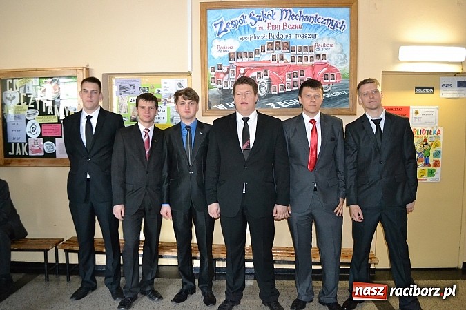 Zdjęcie w galerii na portalu naszraciborz.pl: Matura 2014: Pozytywne nastroje w Mechaniku wiadomości z regionu