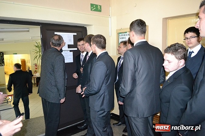 Zdjęcie w galerii na portalu naszraciborz.pl: Matura 2014: Pozytywne nastroje w Mechaniku wiadomości z regionu