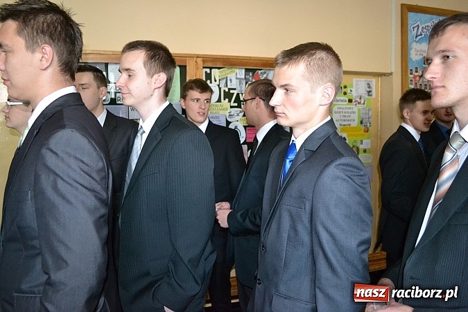 Zdjęcie w galerii na portalu naszraciborz.pl: Matura 2014: Pozytywne nastroje w Mechaniku wiadomości z regionu