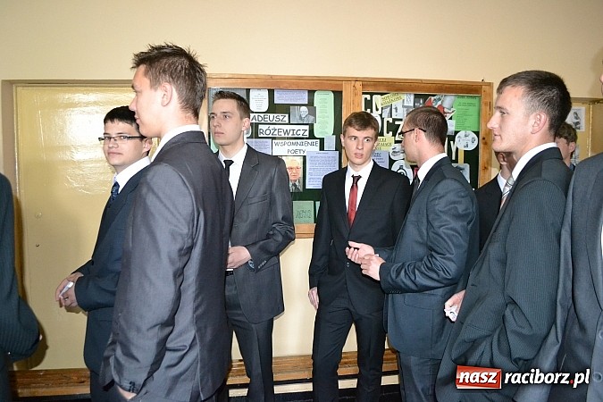 Zdjęcie w galerii na portalu naszraciborz.pl: Matura 2014: Pozytywne nastroje w Mechaniku wiadomości z regionu