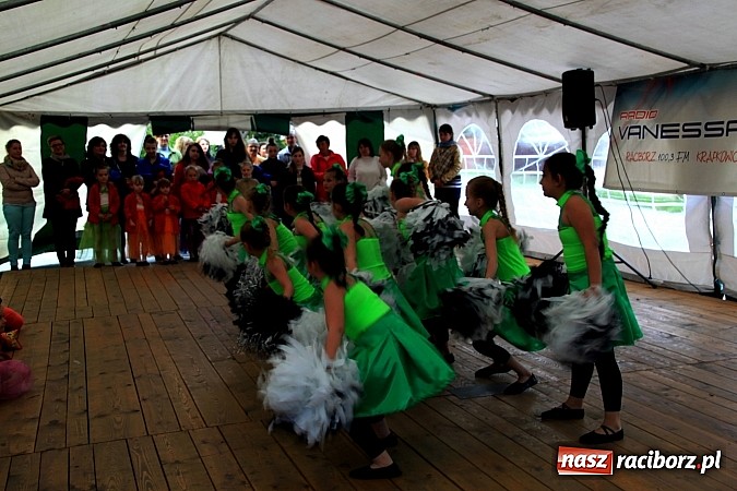 Zdjęcie w galerii na portalu naszraciborz.pl: Salvatore Esposito gwiazdą maj&oacute;wki w Wojnowicach wiadomości z regionu