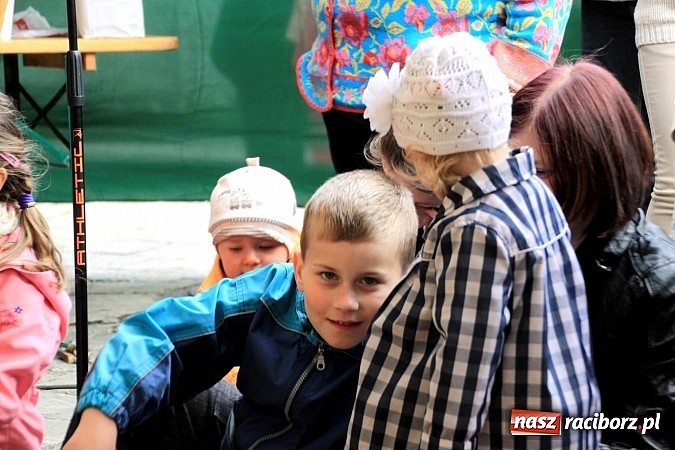 Zdjęcie w galerii na portalu naszraciborz.pl: Salvatore Esposito gwiazdą maj&oacute;wki w Wojnowicach wiadomości z regionu