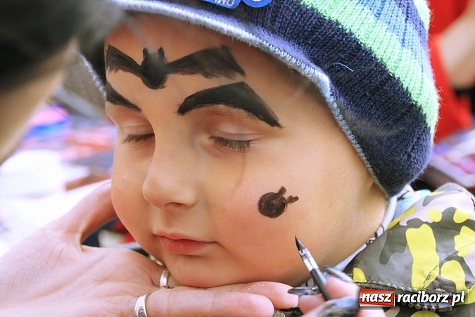 Zdjęcie w galerii na portalu naszraciborz.pl: Salvatore Esposito gwiazdą maj&oacute;wki w Wojnowicach wiadomości z regionu