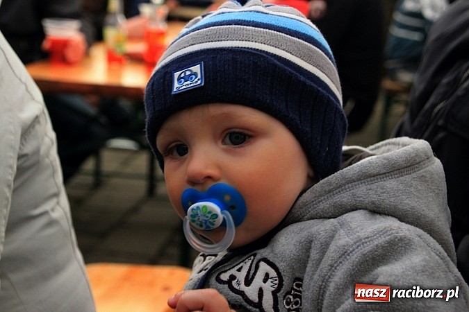 Zdjęcie w galerii na portalu naszraciborz.pl: Salvatore Esposito gwiazdą maj&oacute;wki w Wojnowicach wiadomości z regionu