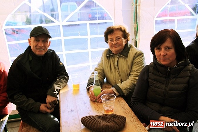 Zdjęcie w galerii na portalu naszraciborz.pl: Salvatore Esposito gwiazdą maj&oacute;wki w Wojnowicach wiadomości z regionu