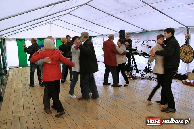 Zdjęcie w galerii na portalu naszraciborz.pl: Salvatore Esposito gwiazdą maj&oacute;wki w Wojnowicach wiadomości z regionu