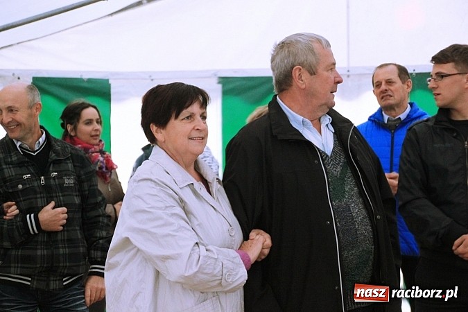 Zdjęcie w galerii na portalu naszraciborz.pl: Salvatore Esposito gwiazdą maj&oacute;wki w Wojnowicach wiadomości z regionu