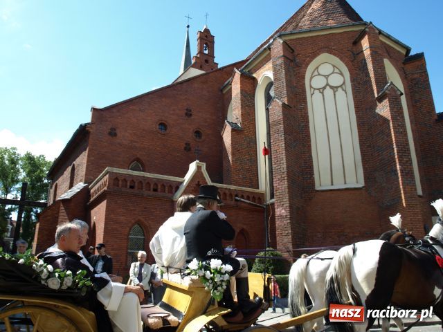 Zdjęcie w galerii na portalu naszraciborz.pl: Strasburger zagrał mnicha wiadomości z regionu