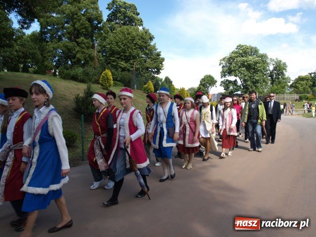 Zdjęcie w galerii na portalu naszraciborz.pl: Strasburger zagrał mnicha wiadomości z regionu