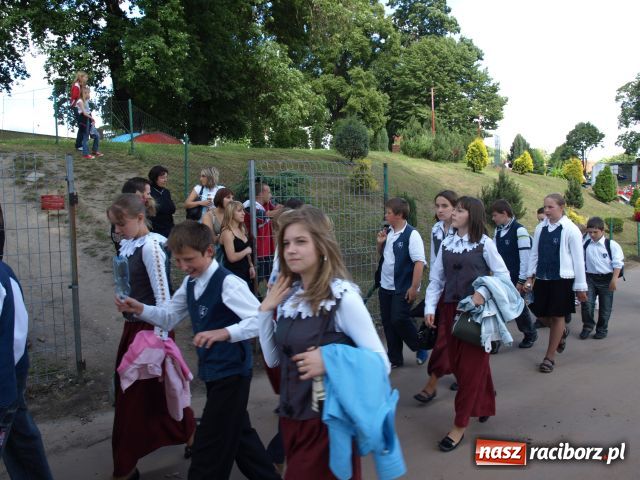 Zdjęcie w galerii na portalu naszraciborz.pl: Strasburger zagrał mnicha wiadomości z regionu