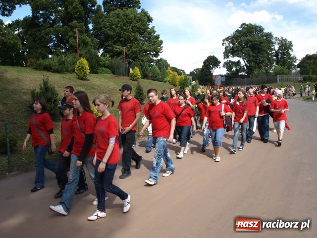 Zdjęcie w galerii na portalu naszraciborz.pl: Strasburger zagrał mnicha wiadomości z regionu