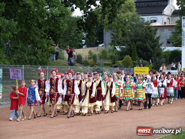 Zdjęcie w galerii na portalu naszraciborz.pl: Strasburger zagrał mnicha wiadomości z regionu
