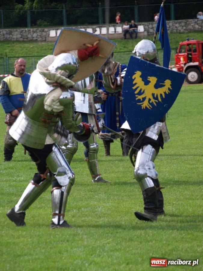 Zdjęcie w galerii na portalu naszraciborz.pl: Strasburger zagrał mnicha wiadomości z regionu