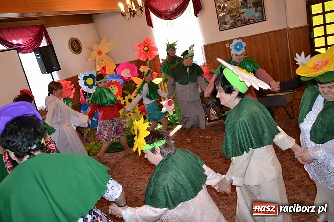 Zdjęcie w galerii na portalu naszraciborz.pl: 50-lecie Domu Pomocy Społecznej Różany Pałac wiadomości z regionu