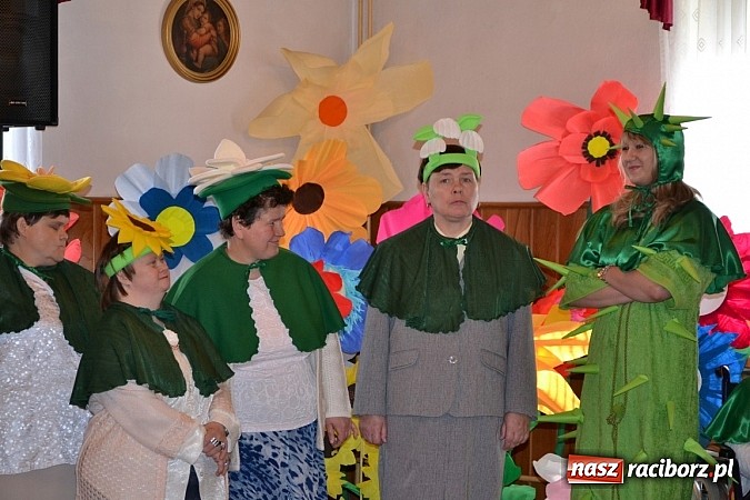 Zdjęcie w galerii na portalu naszraciborz.pl: 50-lecie Domu Pomocy Społecznej Różany Pałac wiadomości z regionu