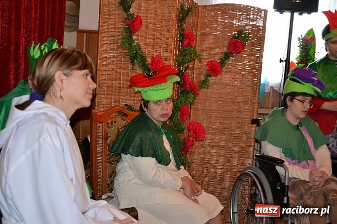 Zdjęcie w galerii na portalu naszraciborz.pl: 50-lecie Domu Pomocy Społecznej Różany Pałac wiadomości z regionu