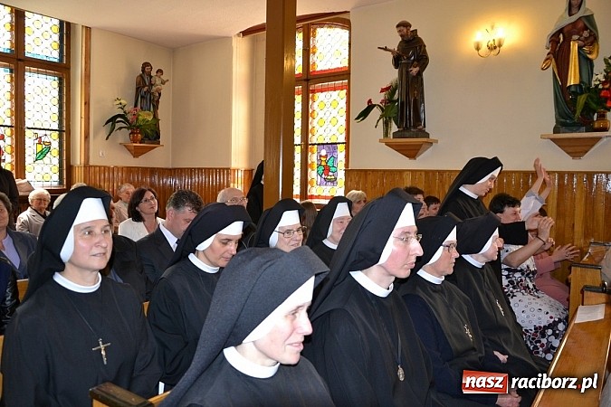 Zdjęcie w galerii na portalu naszraciborz.pl: 50-lecie Domu Pomocy Społecznej Różany Pałac wiadomości z regionu