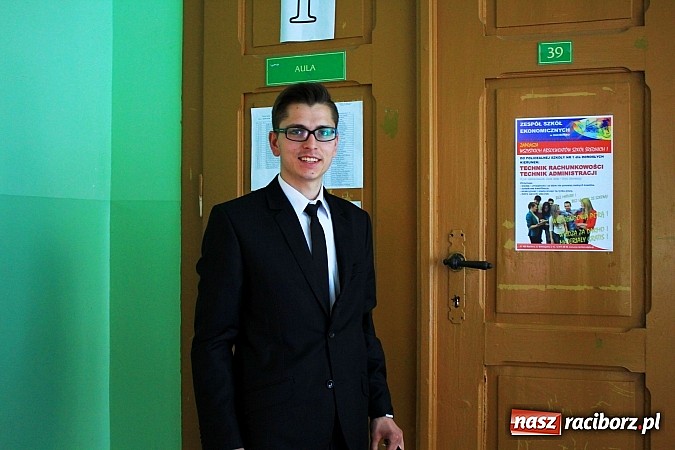 Zdjęcie w galerii na portalu naszraciborz.pl: Maturzyści z ZSE zadowoleni z egzaminu wiadomości z regionu