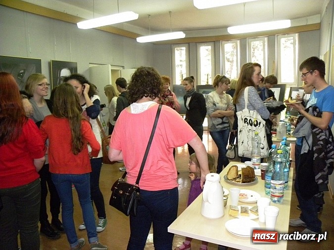 Zdjęcie w galerii na portalu naszraciborz.pl: Młodzi zdolni z Liceum Plastycznego wiadomości z regionu