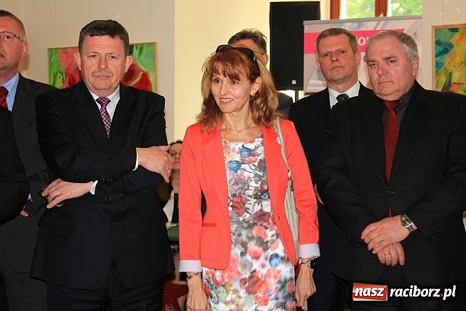 Zdjęcie w galerii na portalu naszraciborz.pl: 1000 ofert pracy na Zamku Piastowskim! Trwają Targi Pracy, Edukacji i Przedsiębiorczości wiadomości z regionu