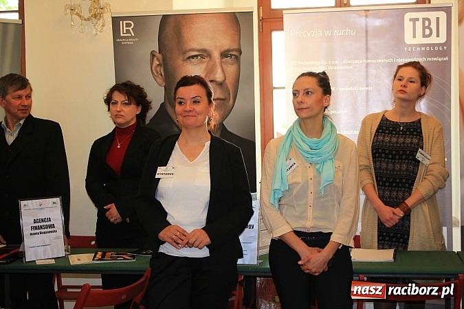 Zdjęcie w galerii na portalu naszraciborz.pl: 1000 ofert pracy na Zamku Piastowskim! Trwają Targi Pracy, Edukacji i Przedsiębiorczości wiadomości z regionu