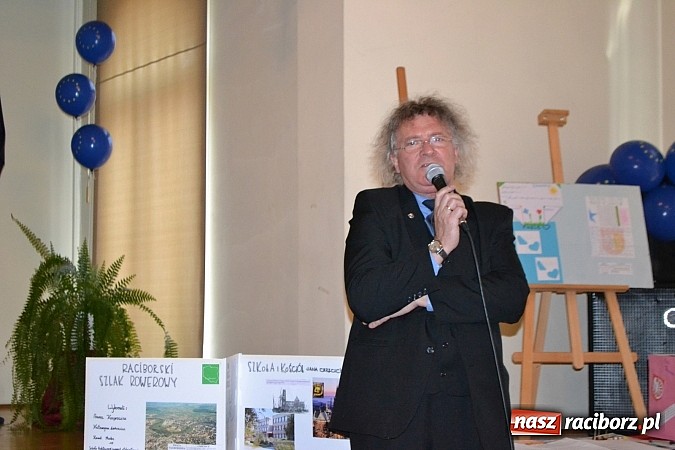 Zdjęcie w galerii na portalu naszraciborz.pl: Konkurs Euro-Eko. Zwycięzca jedzie do parlamentu Europejskiego!  wiadomości z regionu