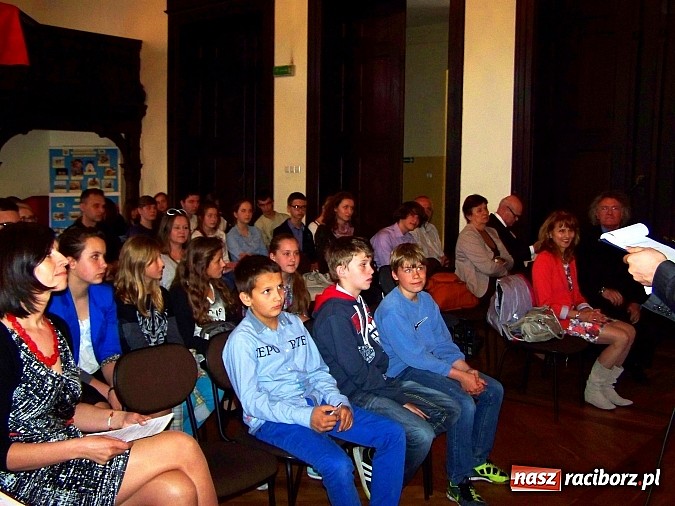 Zdjęcie w galerii na portalu naszraciborz.pl: Konkurs Euro-Eko. Zwycięzca jedzie do parlamentu Europejskiego!  wiadomości z regionu