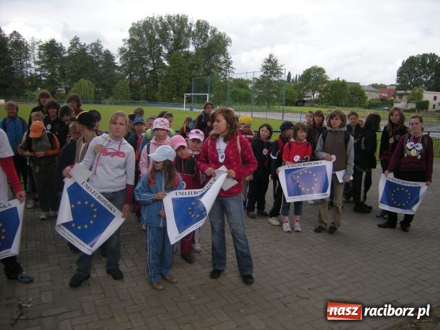 Zdjęcie w galerii na portalu naszraciborz.pl: Piknik podsumowujący projekt  wiadomości z regionu