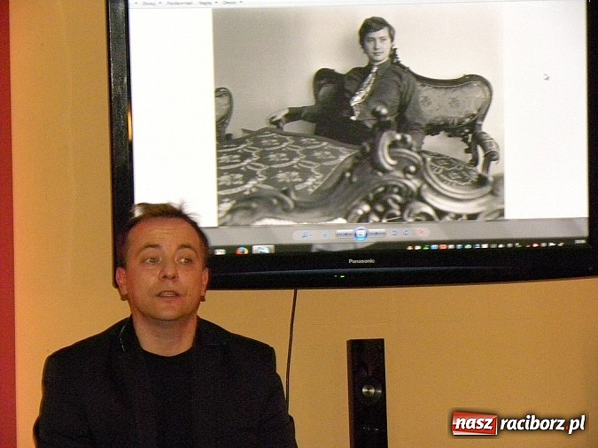 Zdjęcie w galerii na portalu naszraciborz.pl: O Marku Grechucie w raciborskiej bibliotece wiadomości z regionu
