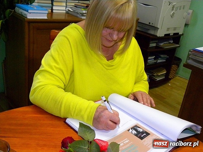 Zdjęcie w galerii na portalu naszraciborz.pl: O Marku Grechucie w raciborskiej bibliotece wiadomości z regionu