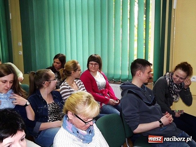 Zdjęcie w galerii na portalu naszraciborz.pl: Książka dla historyków, regionalistów i złodziei. Spotkanie autorskie z Dariuszem Chojeckim w bibliotece PWSZ wiadomości z regionu