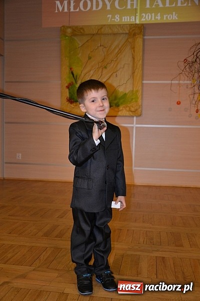 Zdjęcie w galerii na portalu naszraciborz.pl: Przegląd młodych talentów w Tworkowie wiadomości z regionu