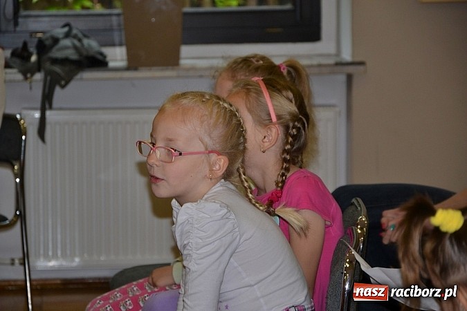 Zdjęcie w galerii na portalu naszraciborz.pl: Przegląd młodych talentów w Tworkowie wiadomości z regionu