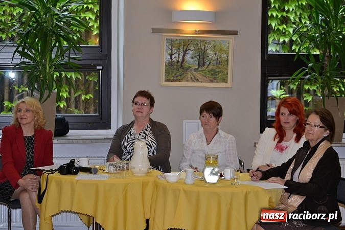 Zdjęcie w galerii na portalu naszraciborz.pl: Przegląd młodych talentów w Tworkowie wiadomości z regionu