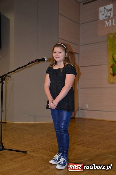 Zdjęcie w galerii na portalu naszraciborz.pl: Przegląd młodych talentów w Tworkowie wiadomości z regionu