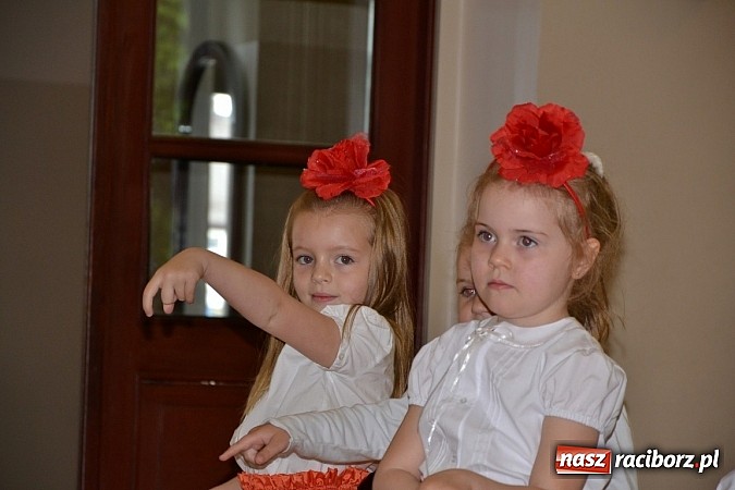 Zdjęcie w galerii na portalu naszraciborz.pl: Przegląd młodych talentów w Tworkowie wiadomości z regionu