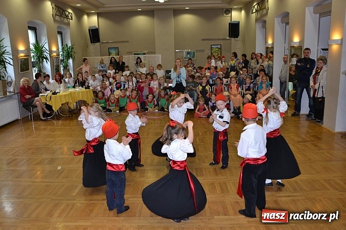 Zdjęcie w galerii na portalu naszraciborz.pl: Przegląd młodych talentów w Tworkowie wiadomości z regionu