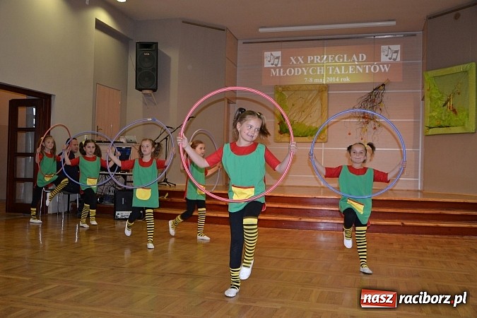 Zdjęcie w galerii na portalu naszraciborz.pl: Przegląd młodych talentów w Tworkowie wiadomości z regionu