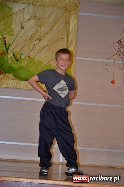 Zdjęcie w galerii na portalu naszraciborz.pl: Przegląd młodych talentów w Tworkowie wiadomości z regionu