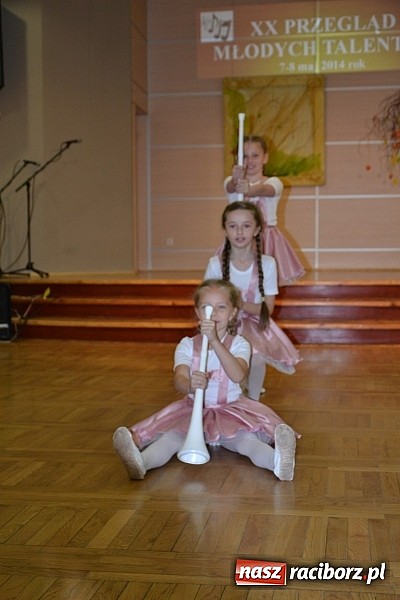 Zdjęcie w galerii na portalu naszraciborz.pl: Przegląd młodych talentów w Tworkowie wiadomości z regionu