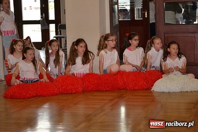 Zdjęcie w galerii na portalu naszraciborz.pl: Przegląd młodych talentów w Tworkowie wiadomości z regionu