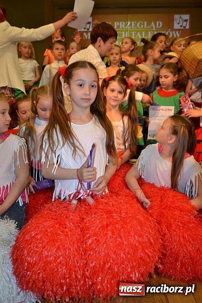 Zdjęcie w galerii na portalu naszraciborz.pl: Przegląd młodych talentów w Tworkowie wiadomości z regionu