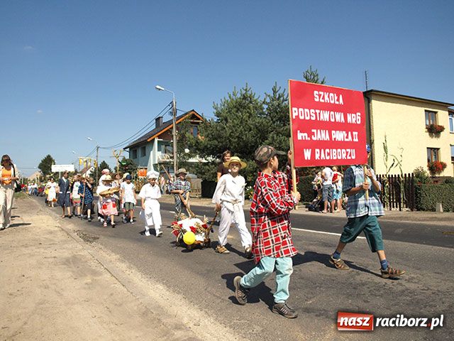 Zdjęcie w galerii na portalu naszraciborz.pl: Nie ma byka nad sudolskiego rolnika wiadomości z regionu