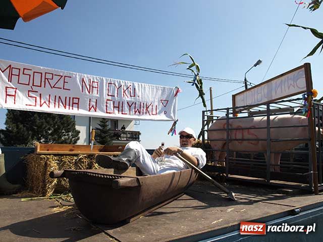 Zdjęcie w galerii na portalu naszraciborz.pl: Nie ma byka nad sudolskiego rolnika wiadomości z regionu